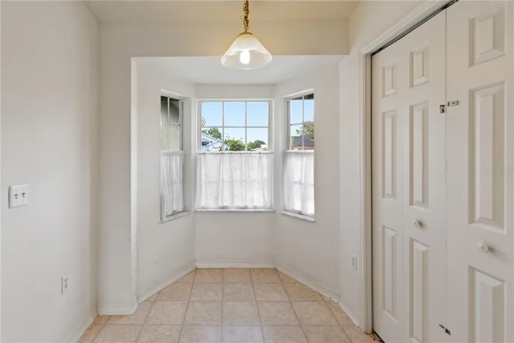 dinette area in kitchen