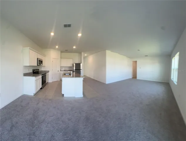 Kitchen?Dinning