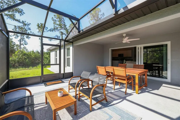 Spacious 17x20 lanai