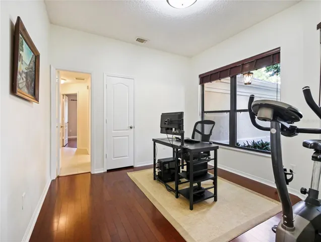 bedroom 1/current office