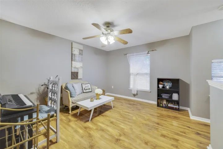 LOFT/BONUS AREA