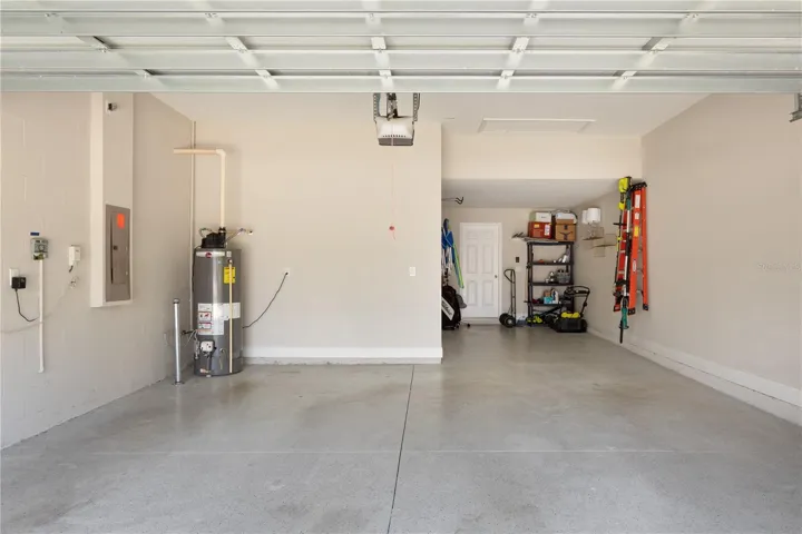 3 Car Garage