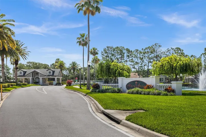 Live your Dream In Heritage Springs!
