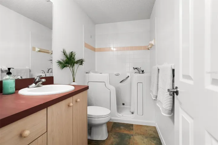 A Walk In Tub!!  Perfect For Soaking and relaxing after a busy day of golf or tennis or just having fun!