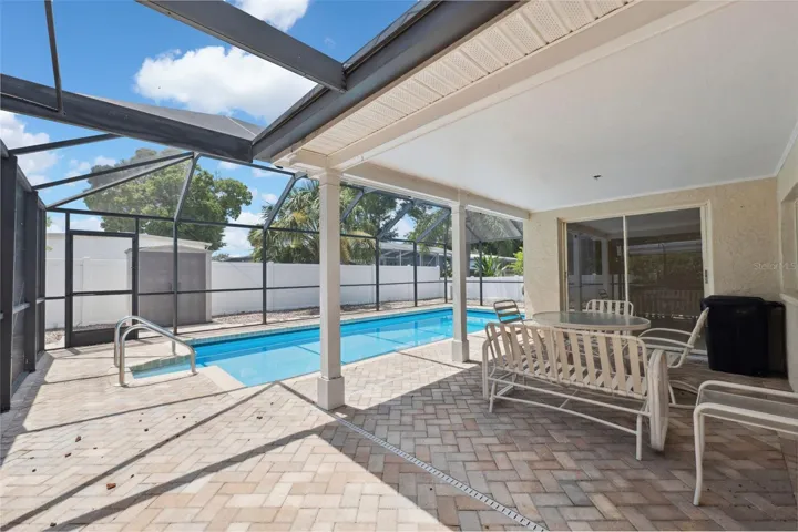 big pool enclosure