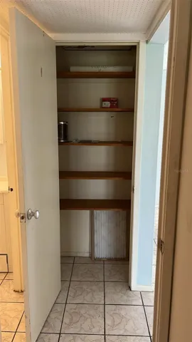 ADITIONAL CLOSET