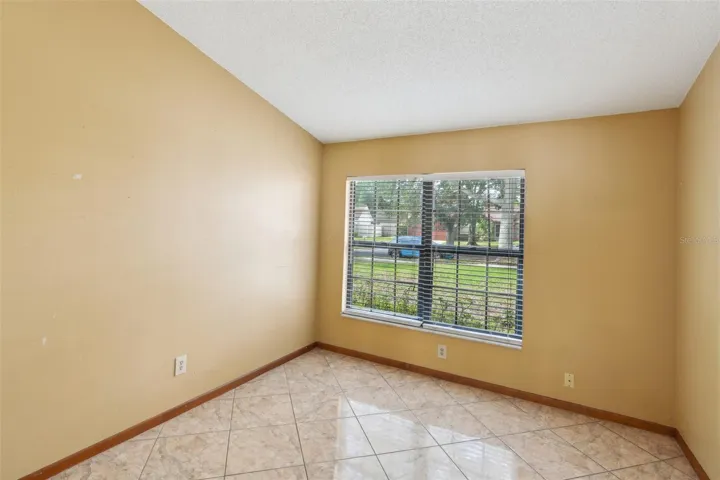 Office/Playroom/Bedroom 4