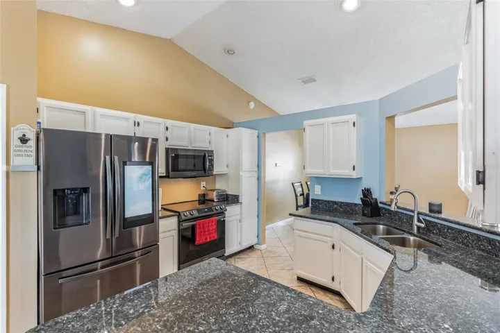 Kitchen - New Stainless Steel Appliances