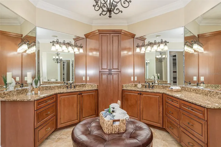 Dual Sinks & Linen Cabinet