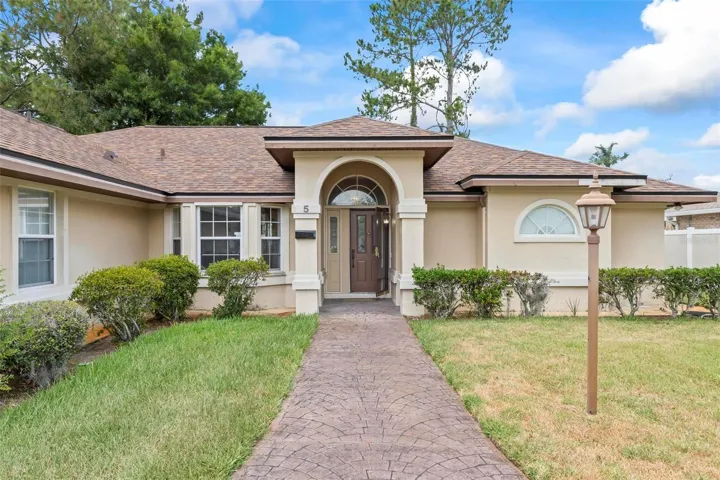 5 Wynnfield Drive