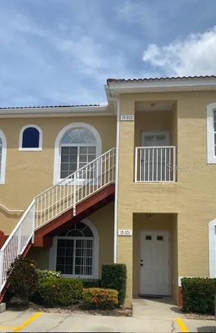 2ND FLOOR UNIT
