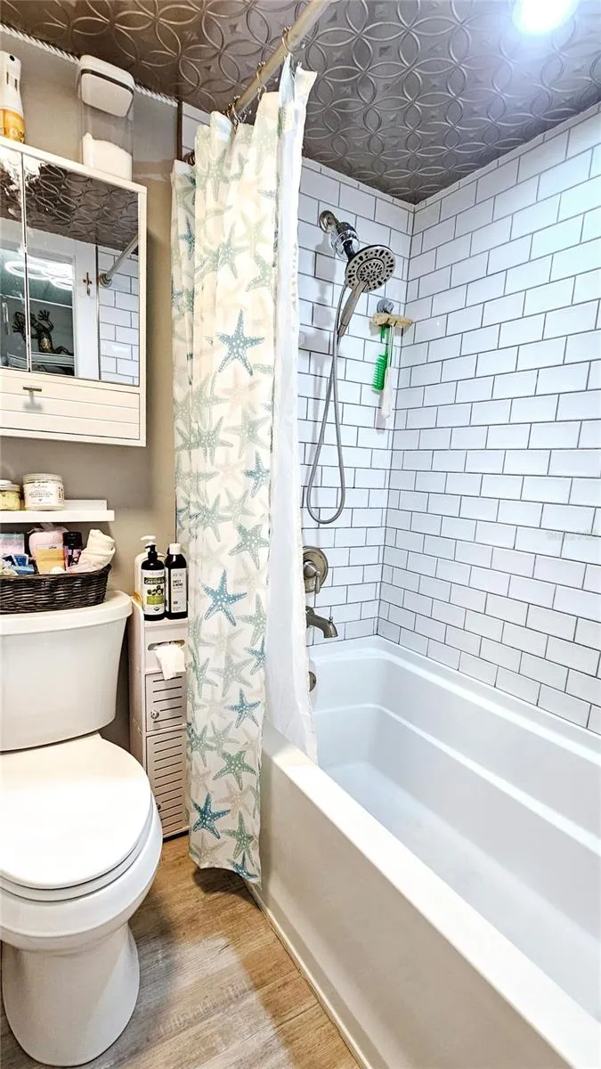 C316 Deep Soaking Tub