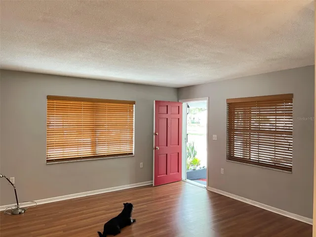 828 Living room