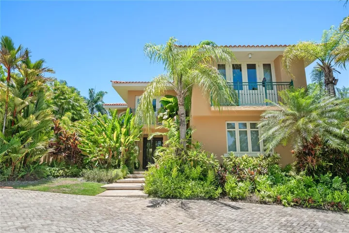 The location of this property is ideal within the Dorado Beach East community. Conveniently located near the Dorado Beach East community childrens pool and park, affectionally known as the Hanger.