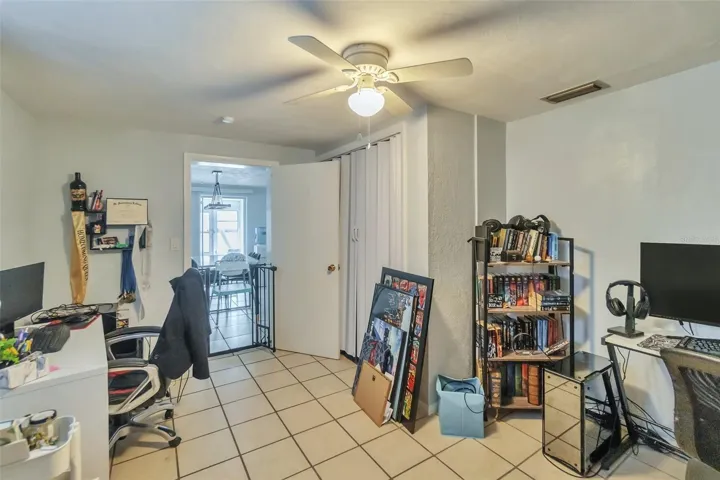 3rd Bedroom / Office