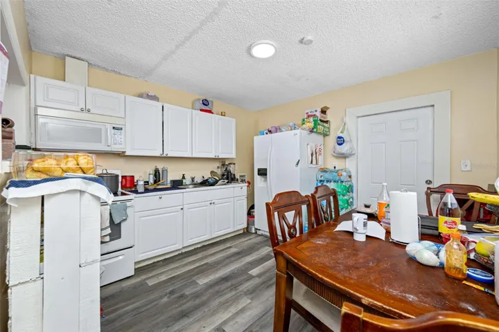 UNIT A KITCHEN