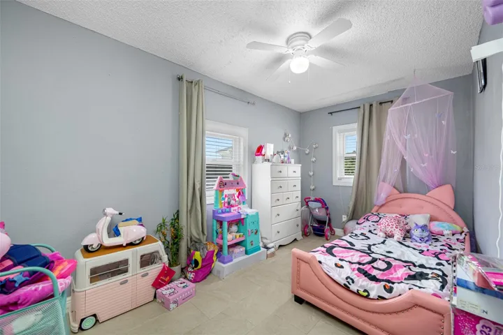 SECOND BEDROOM UNIT B