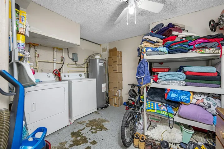 LAUNDRY UNIT C