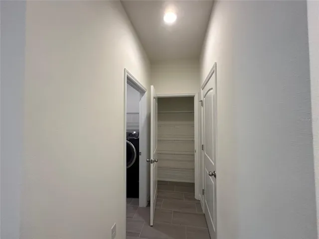 Linen - Laundry - Powder room