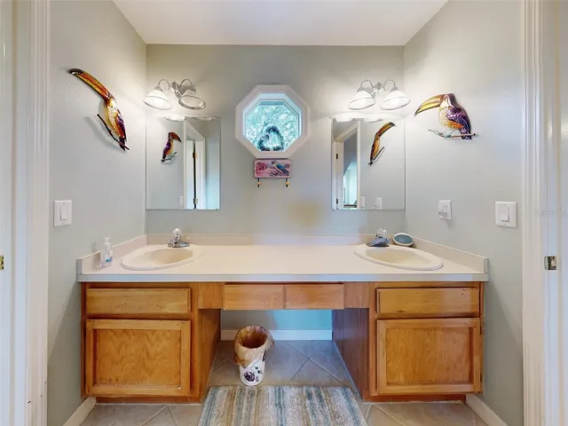 1170