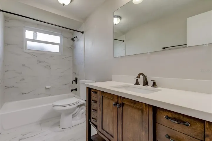 secondary bathroom