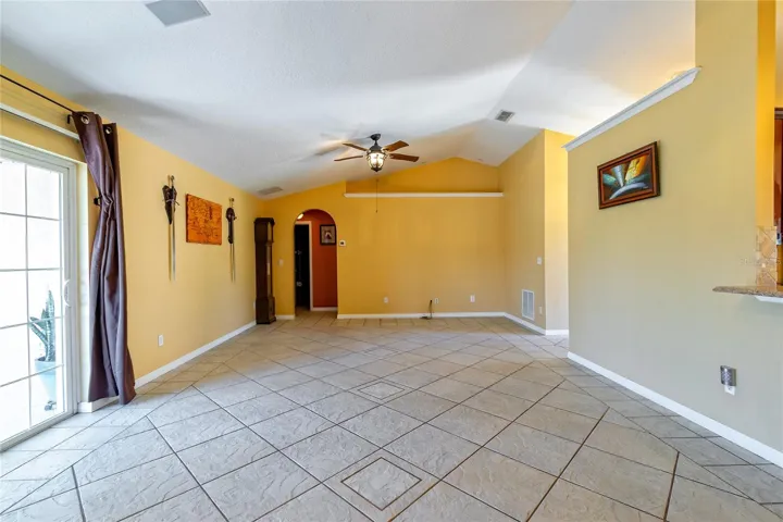 Split Bedroom Floorplan