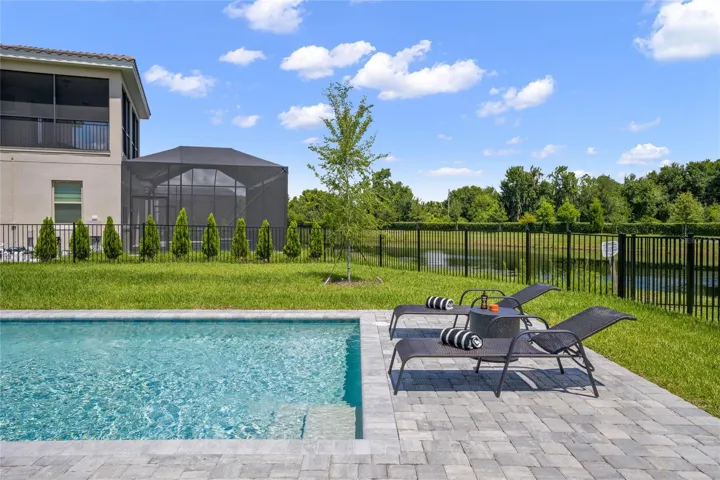Designed large space for tanning chairs or loungers