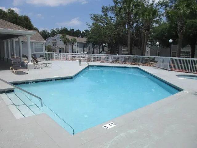 POOL AND HOTTUB