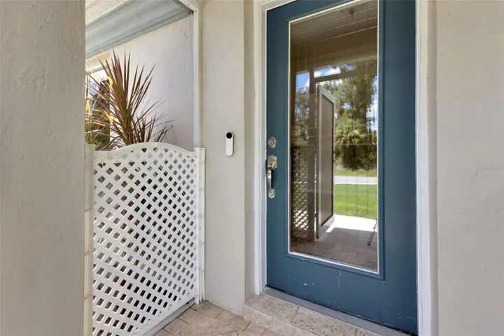 Screened in entry way.