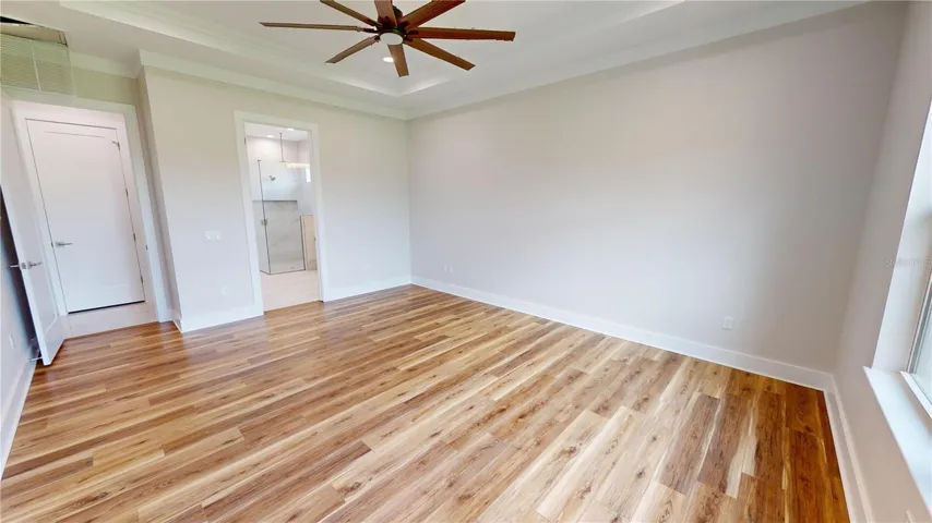 Primary ensuite bedroom