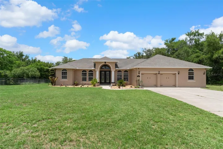 What a Beautiful Home ! It has the WOW factor