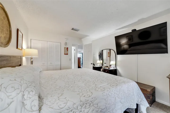 Bedroom #1