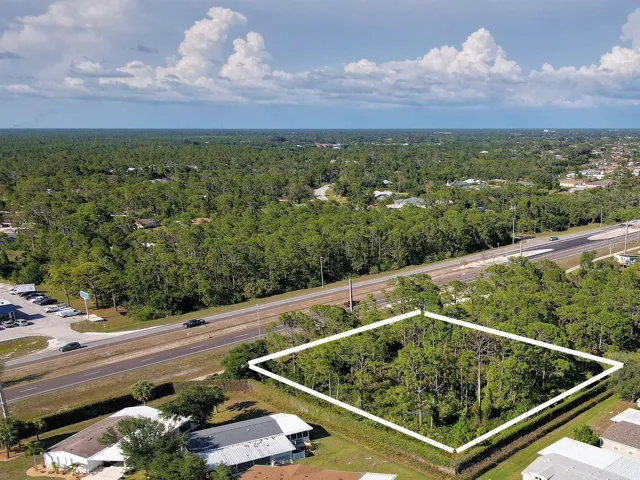 Can rezone to build 2 Triplex or Duplexes