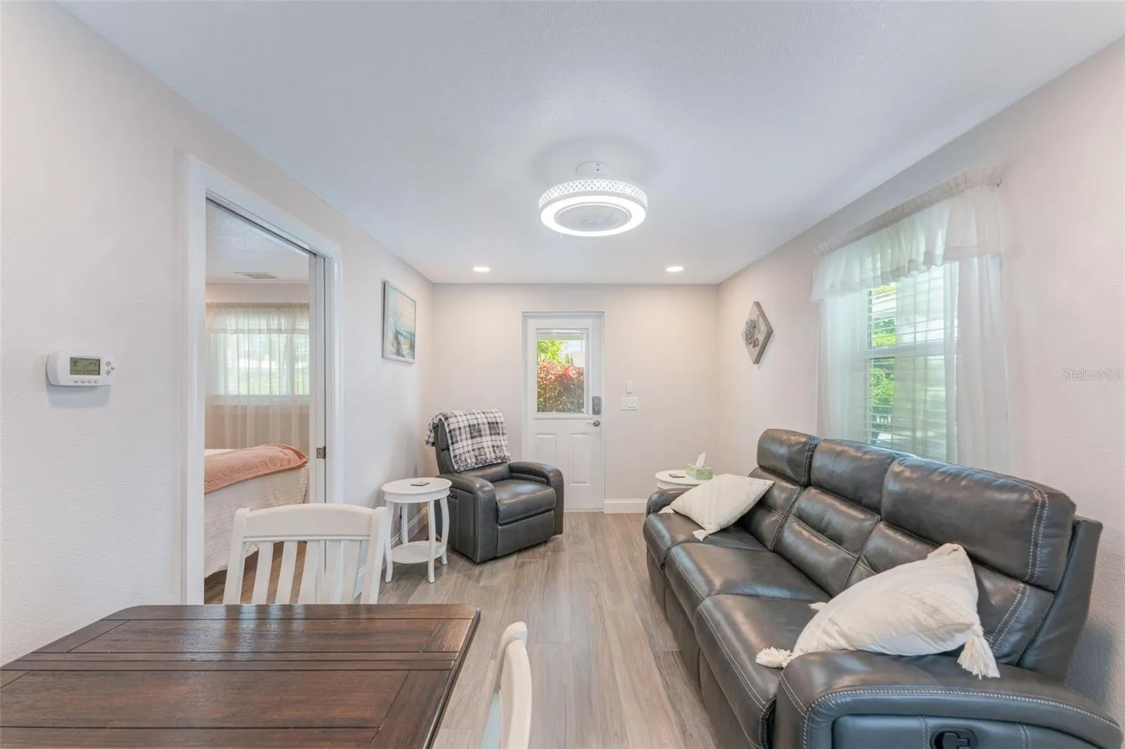1207 Hines living room