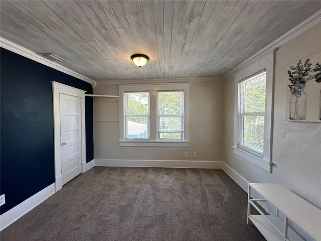 One Bedroom Unit (Duplex Bldg)