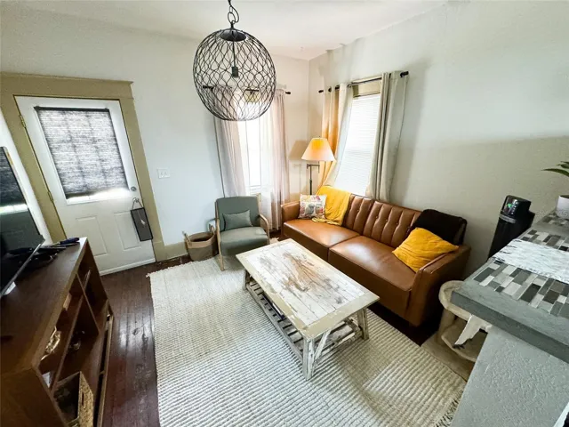One Bedroom Unit (1st Floor Duplex Bldg)
