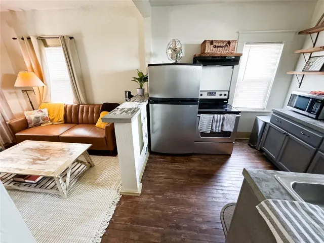 One Bedroom Unit (1st Floor Duplex Bldg)