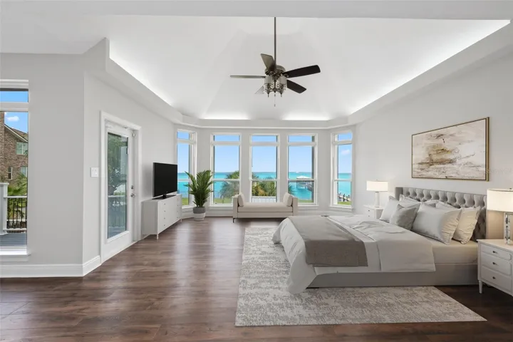 owners suite bedroom