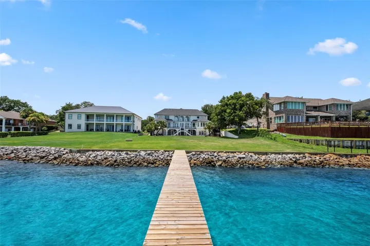 Imagine pulling up to your home after a day on the boat