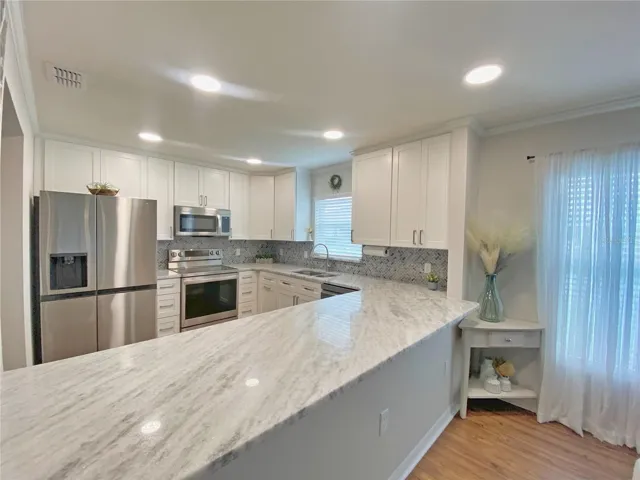Beautiful Remodeled Kitchen