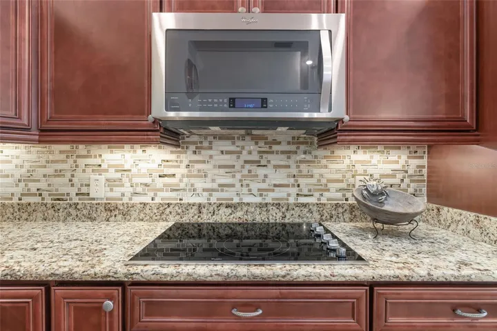 COOK TOP AND MICROWAVE SEPARATE FROM WALL OVEN