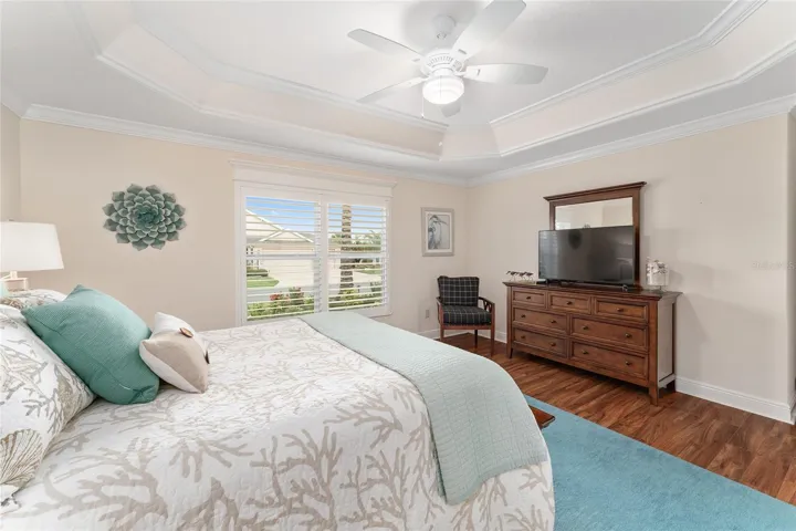 FRONT GUEST ROOM LARGE WINDOW PROVIDES ABUNDANCE OF NATURAL LIGHT.
