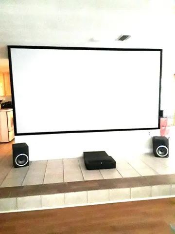 10-foot projector screen