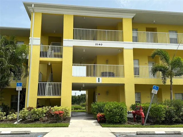2140 Heron Lake Drive