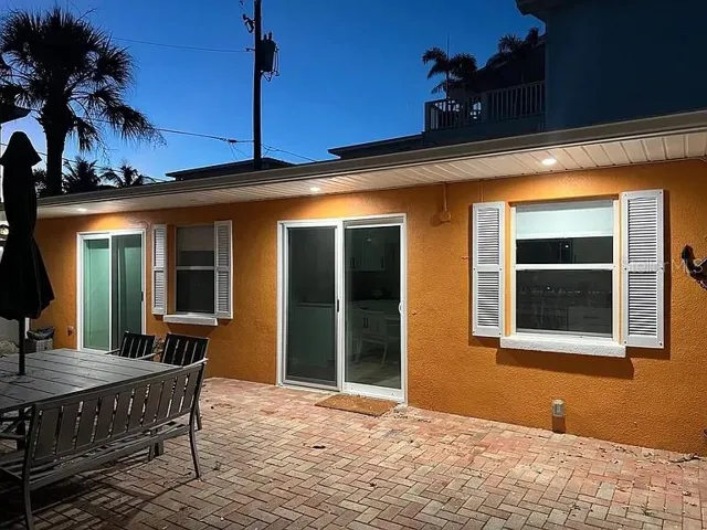 Rear Exterior lighting