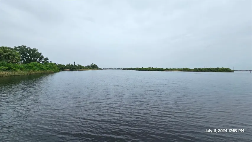 Great boating, kayaking, canoeing on the Peace River