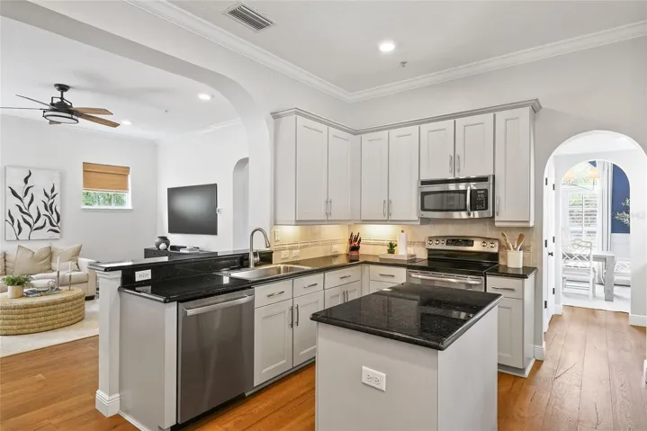 Granite countertops and Stainless Steel Appliances