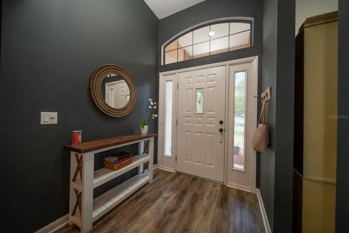 Entry,freshly painted, all new flooring