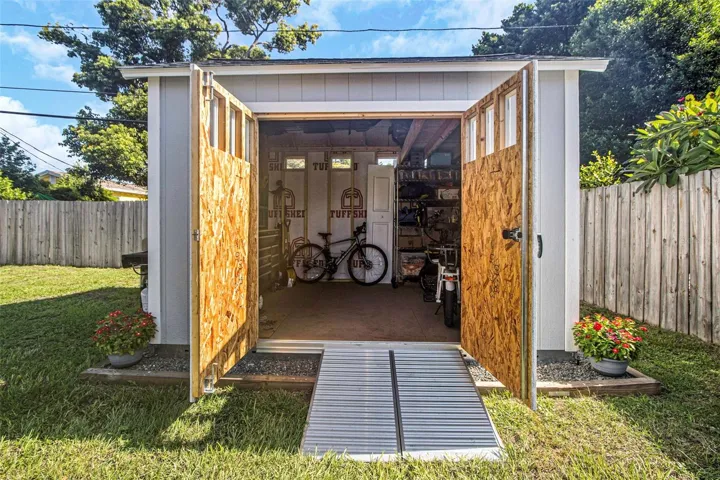 Double doors for easy access
