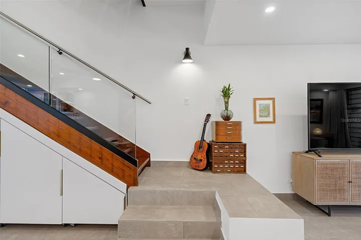 1st Floor - Stairwell